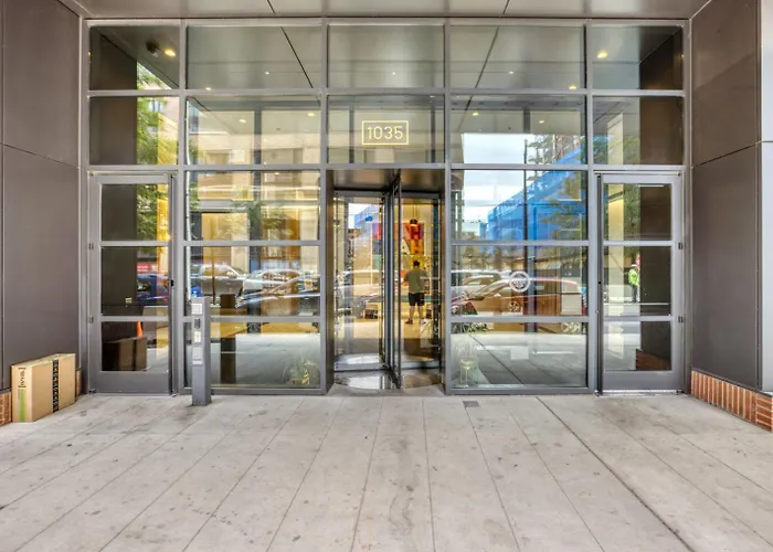 W Loop W Gym Pool Coworking Nr Uic Chi-435 Chicago